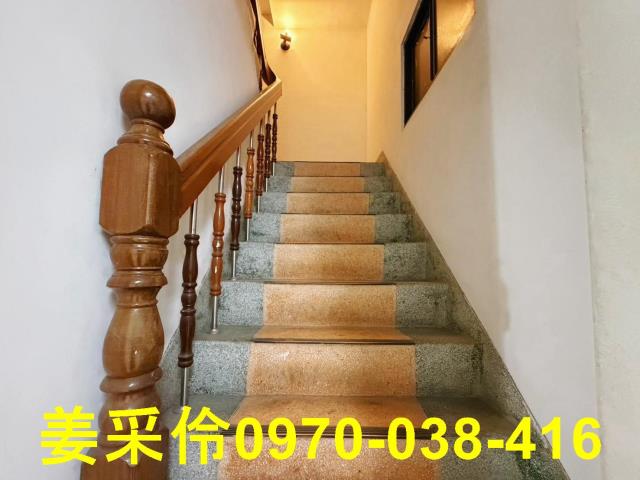 西區透天-13
